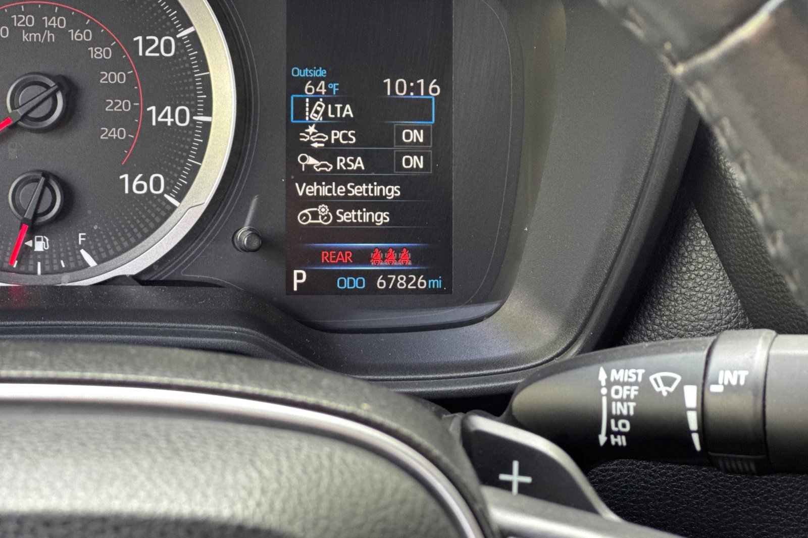 Used 2020 Toyota Corolla SE image 31