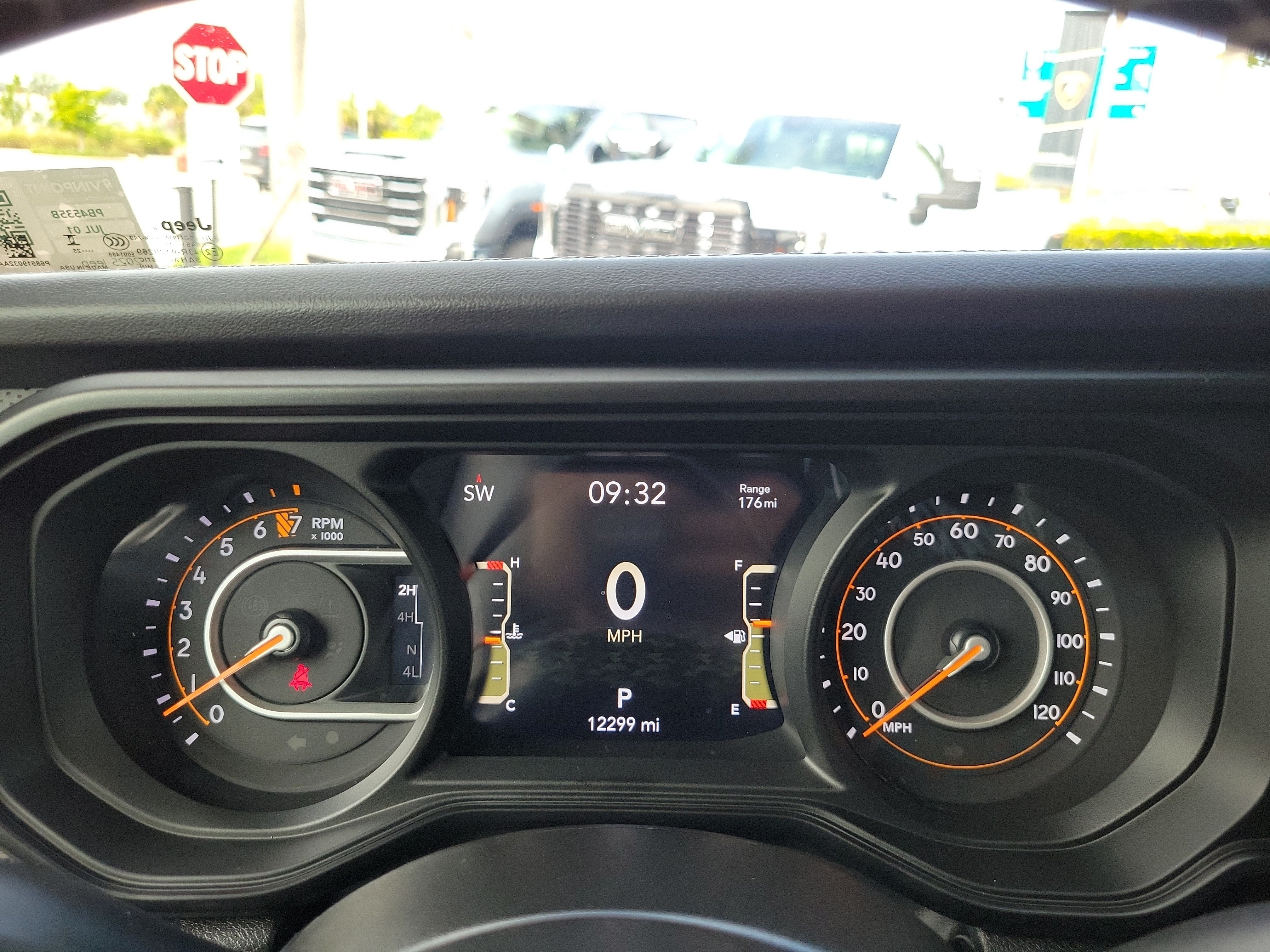 Used 2025 Jeep Gladiator Rubicon AWD/4WD image 26