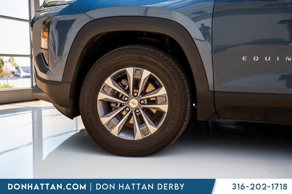 Used 2025 Chevrolet Equinox LT FWD image 36