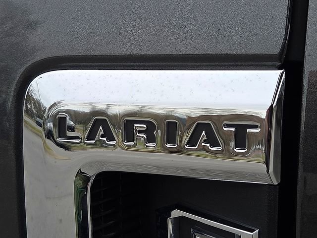 Used 2020 Ford F250 Lariat w/ Chrome Package image 11