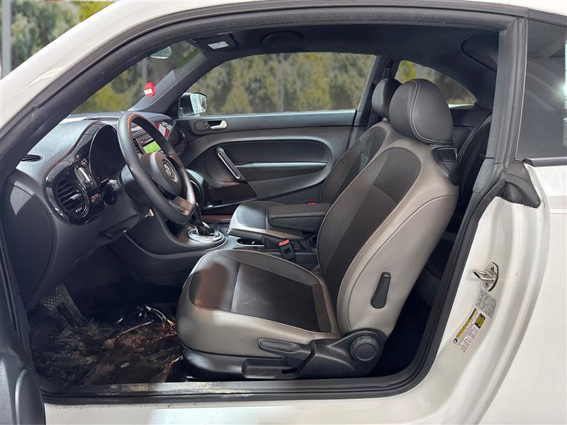 Used 2015 Volkswagen Beetle 1.8T image 9
