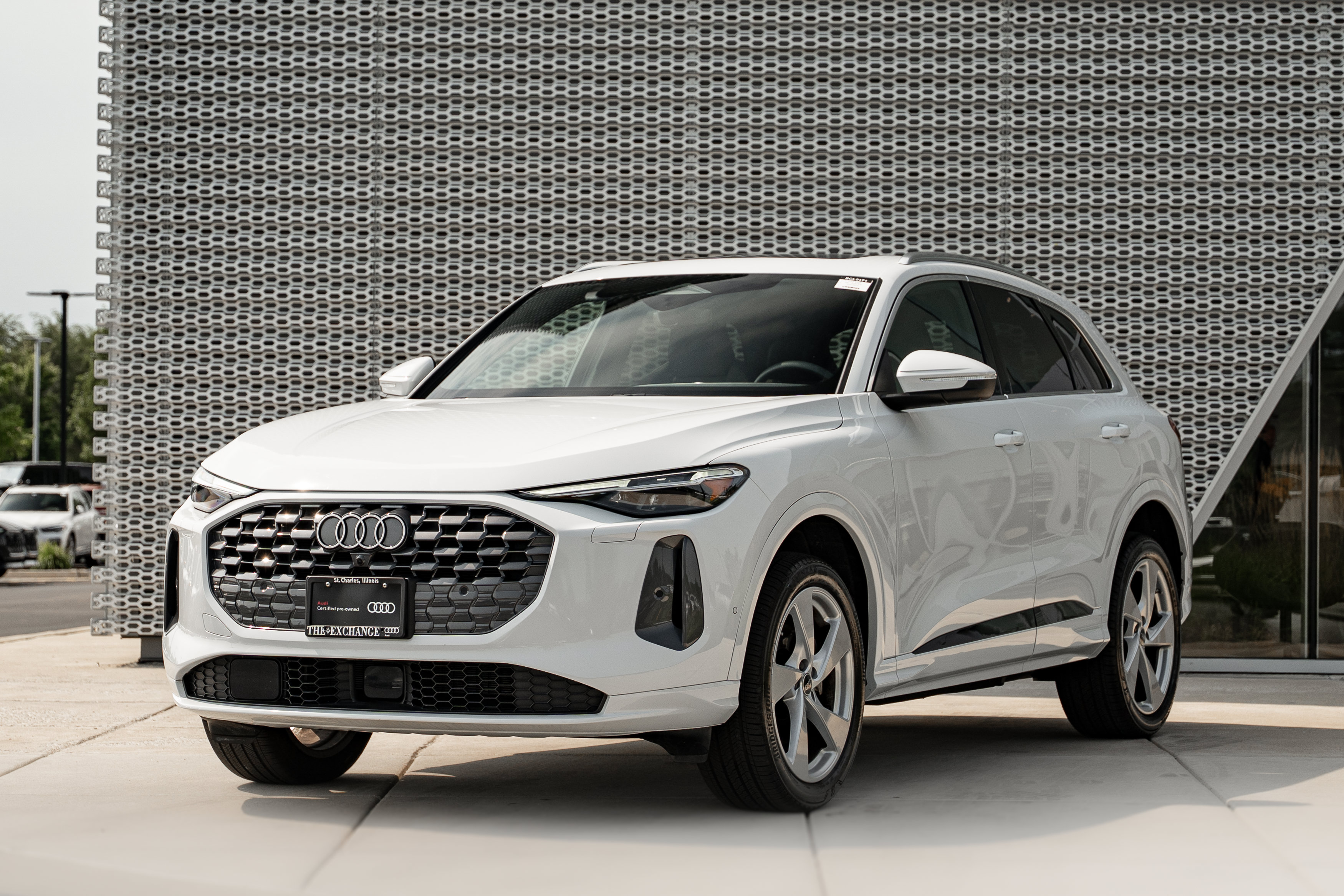 Certified 2025 Audi Q5 Premium w/ Premium Plus AWD/4WD image 7