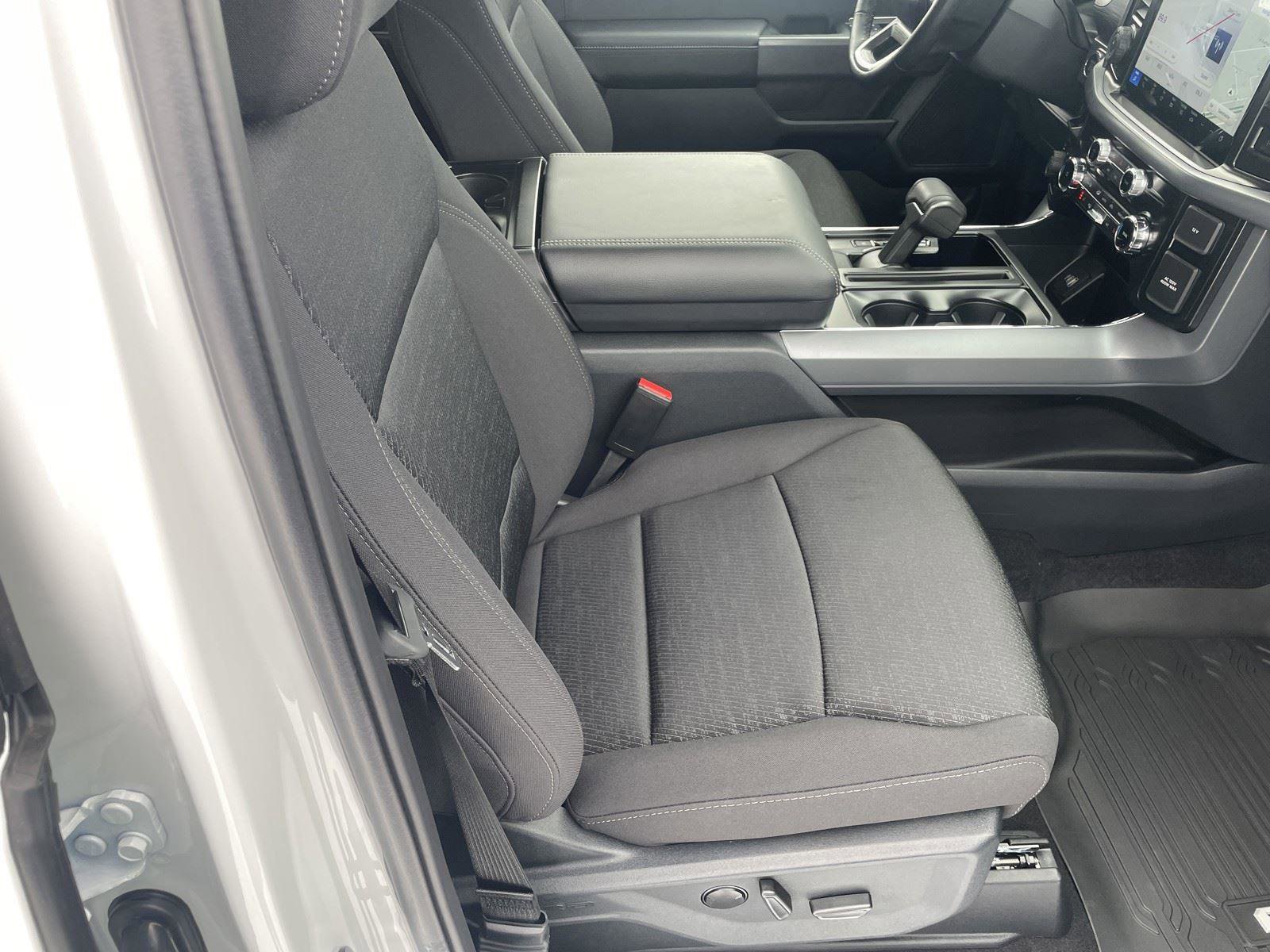 New 2026 Ford F150 XLT w/ Equipment Group 302A MID image 29