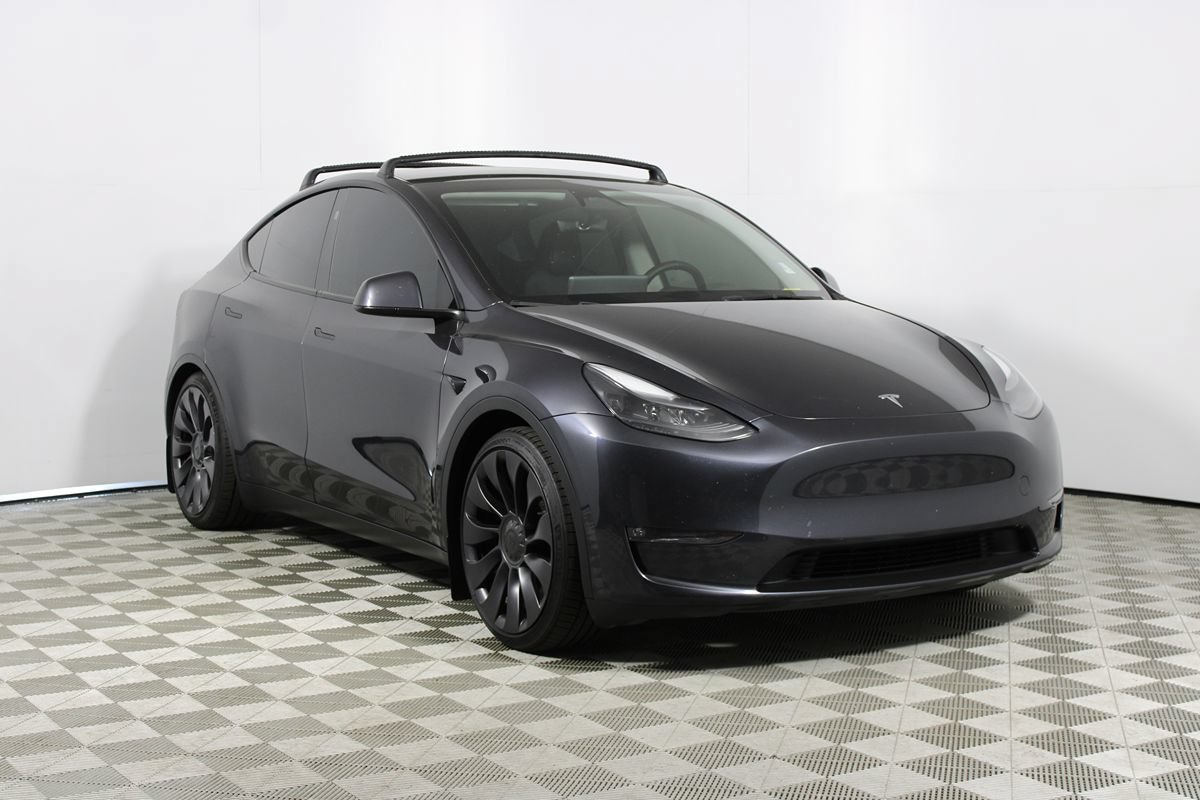 Used 2024 Tesla Model Y Performance AWD/4WD image 1