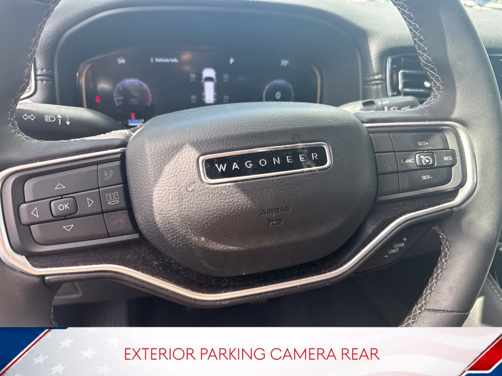 Used 2023 Jeep Wagoneer 4WD w/ Premium Group I image 14