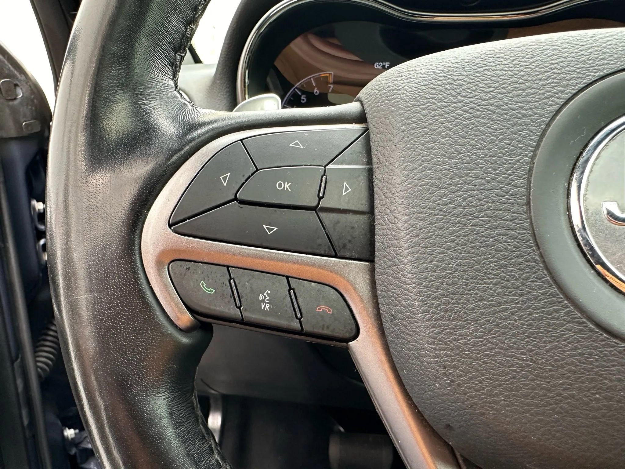 Used 2020 Jeep Grand Cherokee Limited X image 17