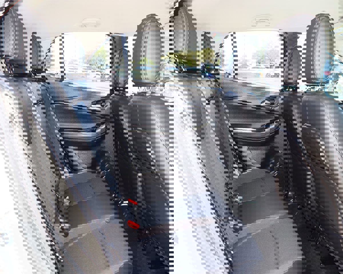 Used 2023 Buick Encore GX Select image 28