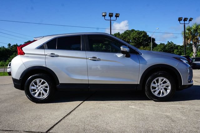 Used 2019 Mitsubishi Eclipse Cross ES FWD image 3