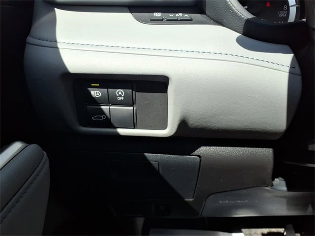 Used 2024 Toyota Highlander LE image 15