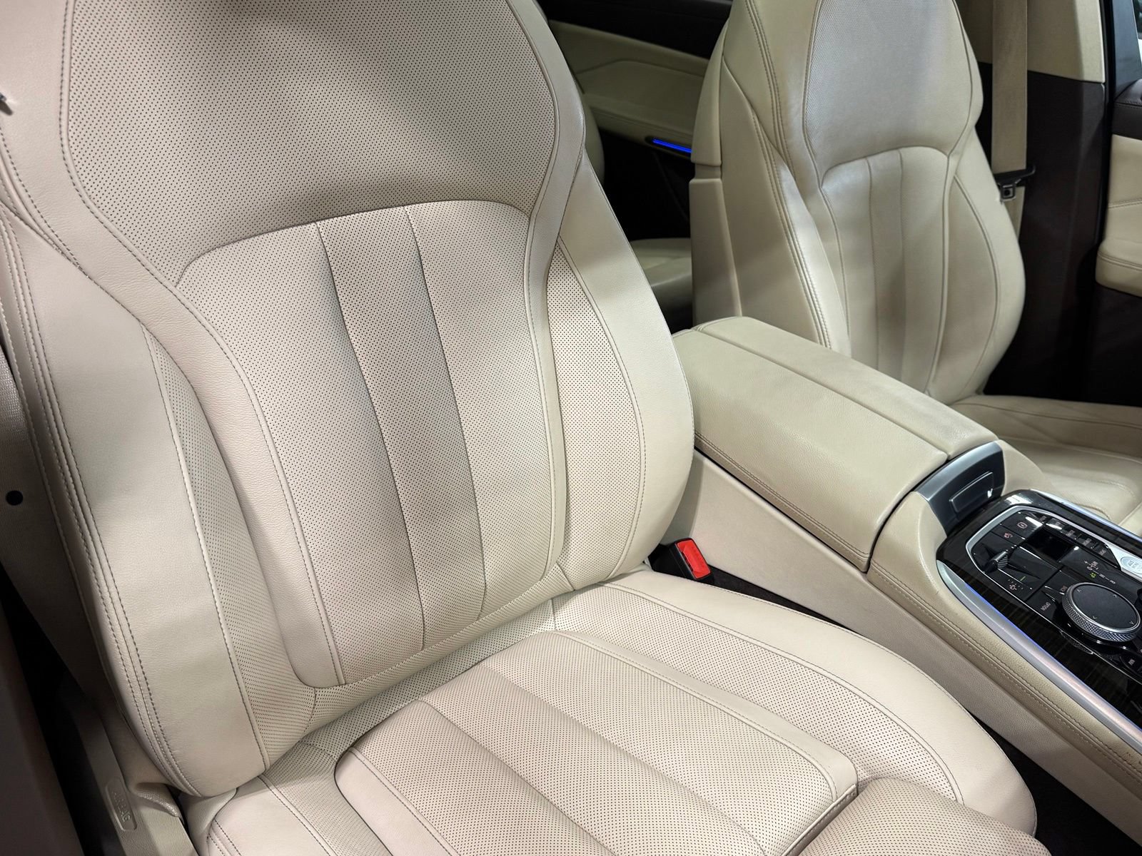 Used 2019 BMW X7 xDrive50i w/ Dynamic Handling Package AWD/4WD image 62