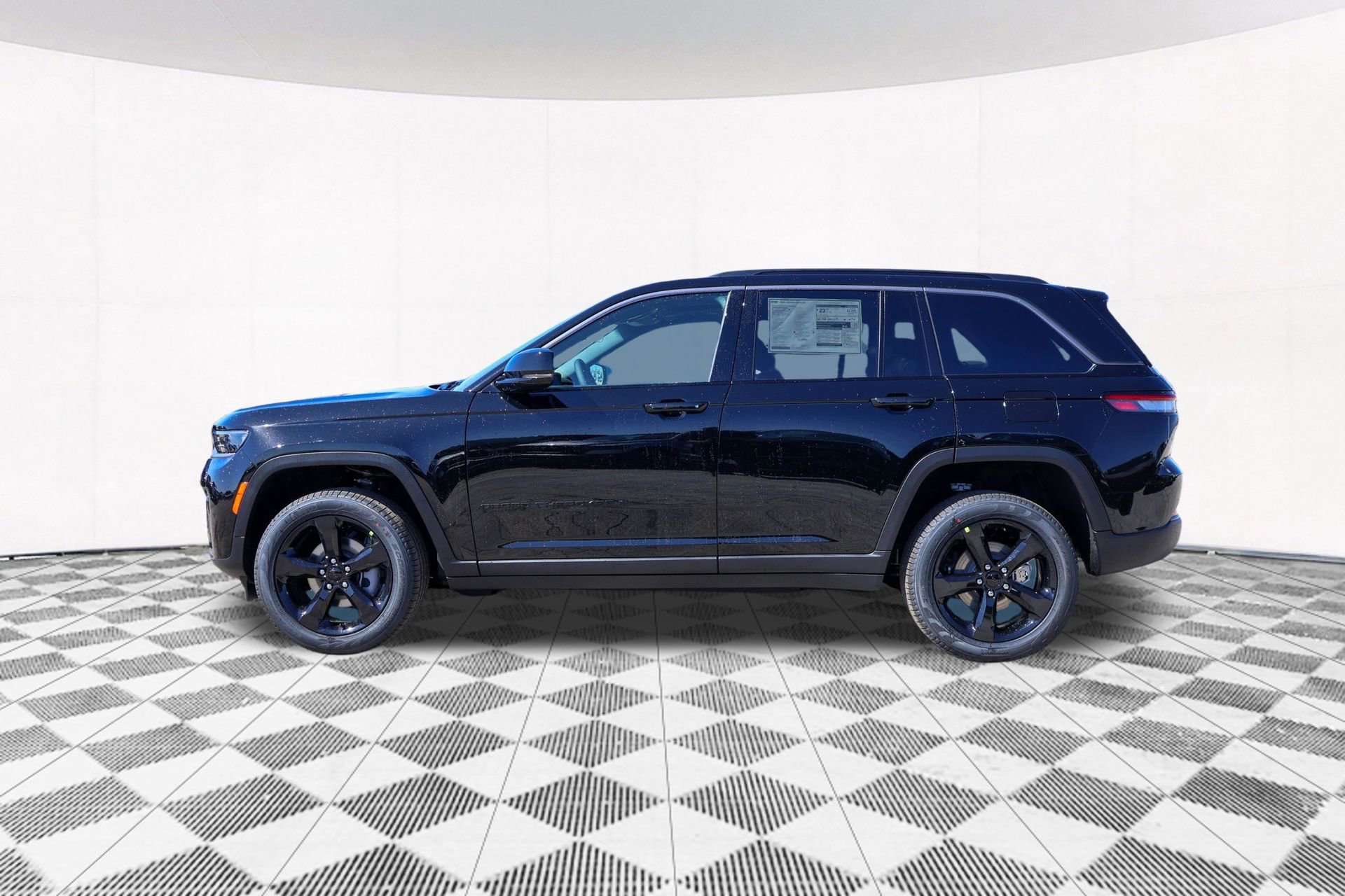 New 2026 Jeep Grand Cherokee Limited image 8