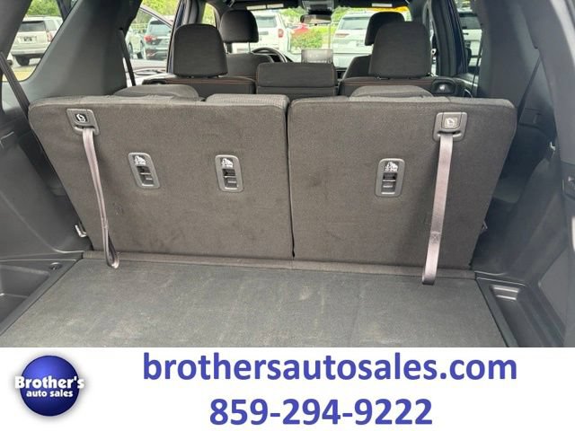 Used 2025 Honda Pilot Sport image 33