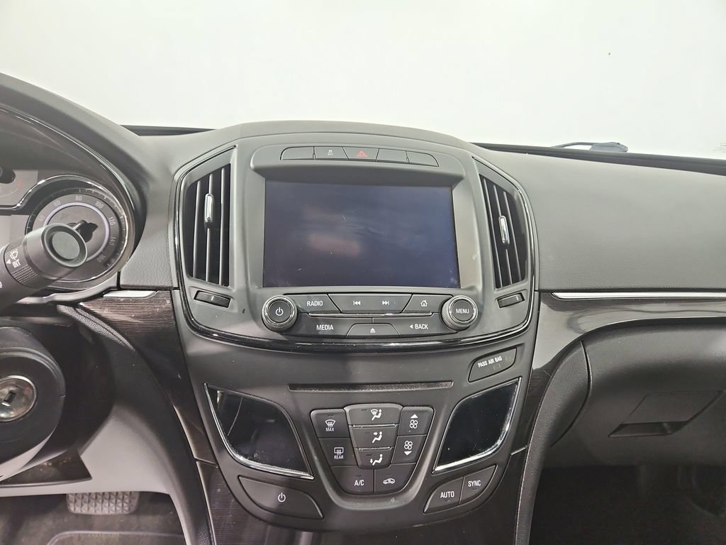 Used 2014 Buick Regal FWD image 19