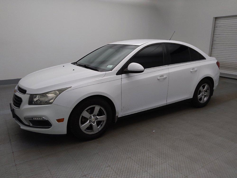 Used 2016 Chevrolet Cruze LT w/ Enhanced Safety Package FWD image 2