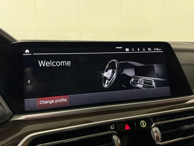 Used 2023 BMW X5 xDrive40i w/ Premium Package AWD/4WD image 16