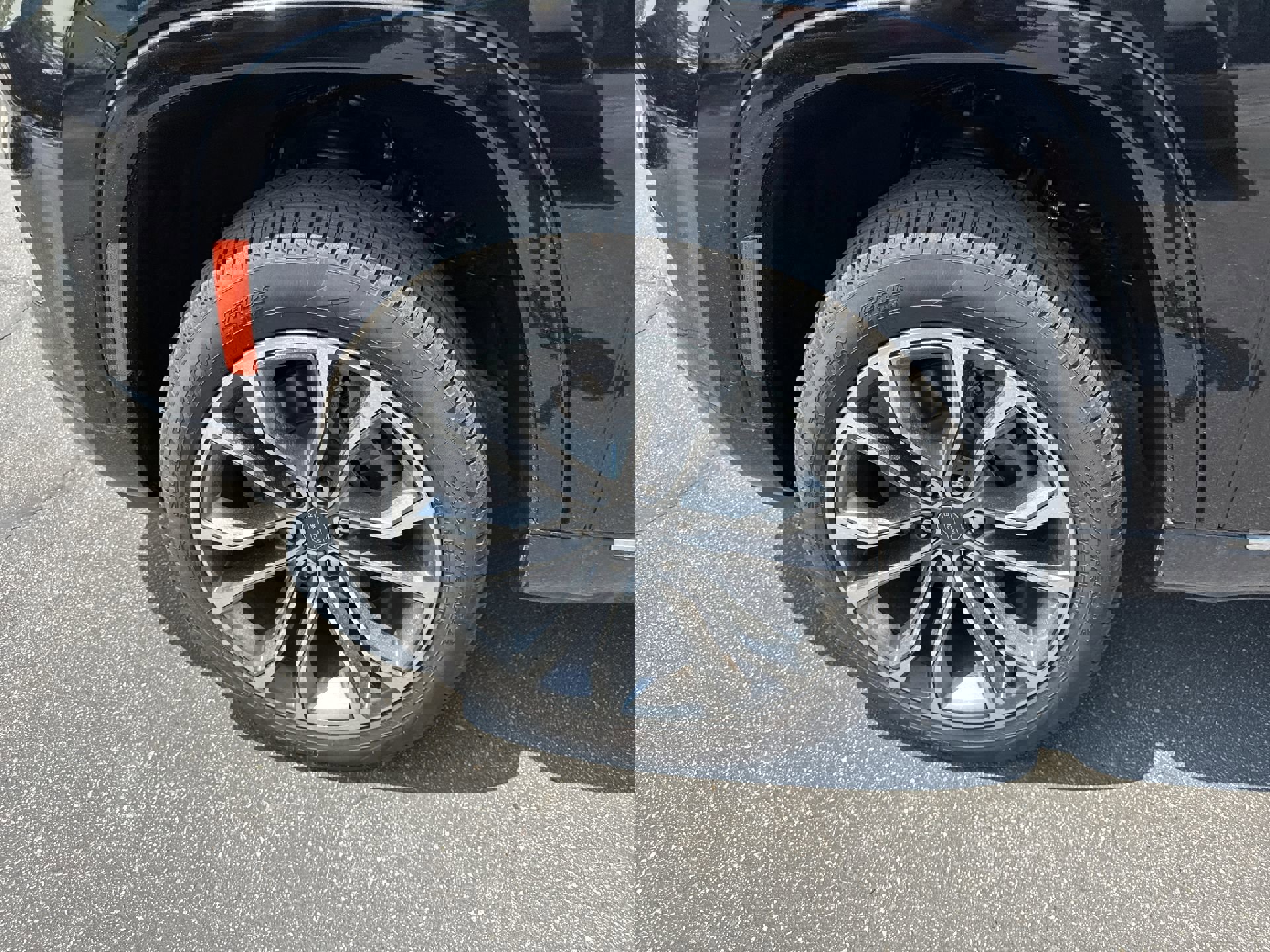 New 2024 Jeep Grand Wagoneer Series III w/ Flexible Seating Group image 16