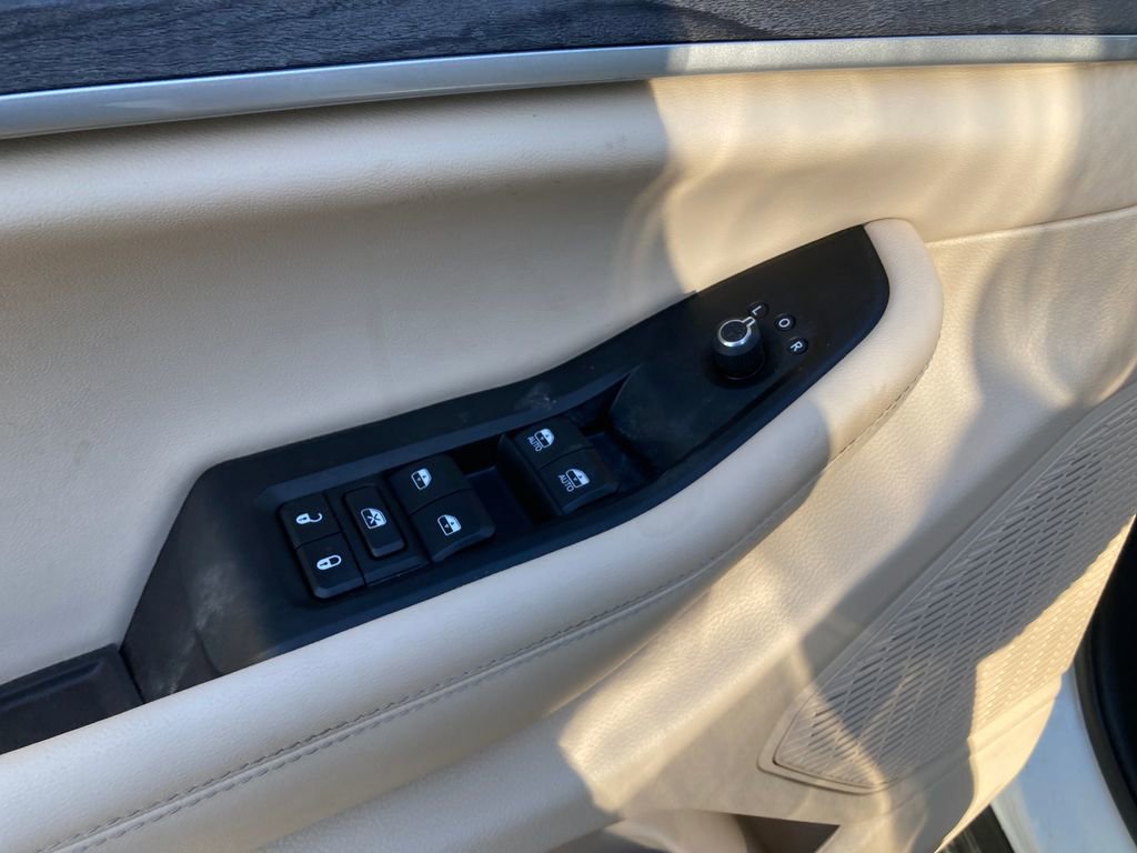 Used 2023 Jeep Grand Cherokee L Limited image 14