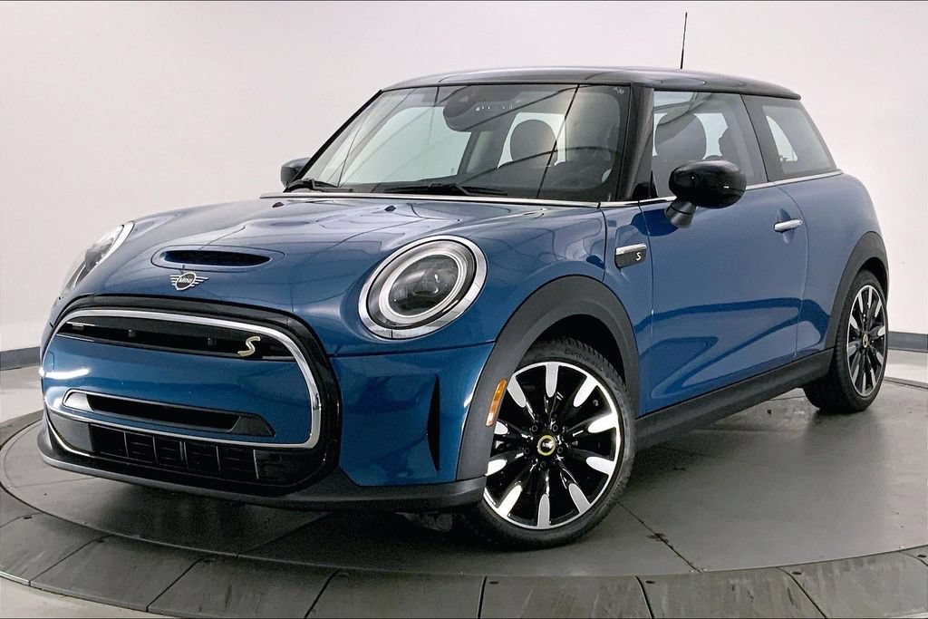 Certified 2024 MINI Cooper SE FWD image 11