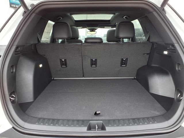 New 2026 Chevrolet Equinox LT w/ Convenience Package II FWD image 17