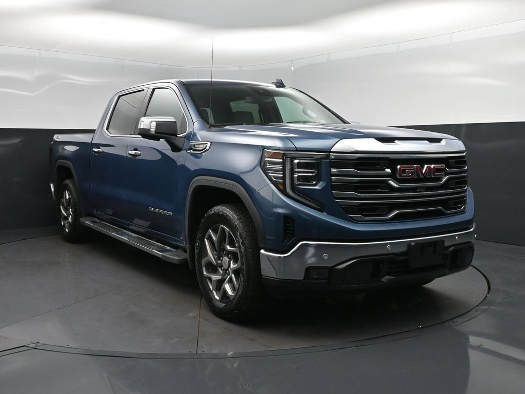 Used 2024 GMC Sierra 1500 SLT AWD/4WD image 9