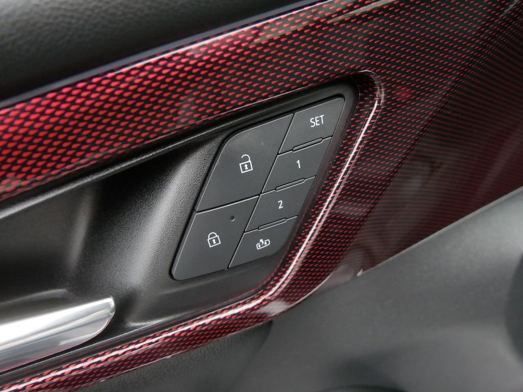 Certified 2024 Chevrolet Traverse RS w/ LPO, Floor Liner Package image 15