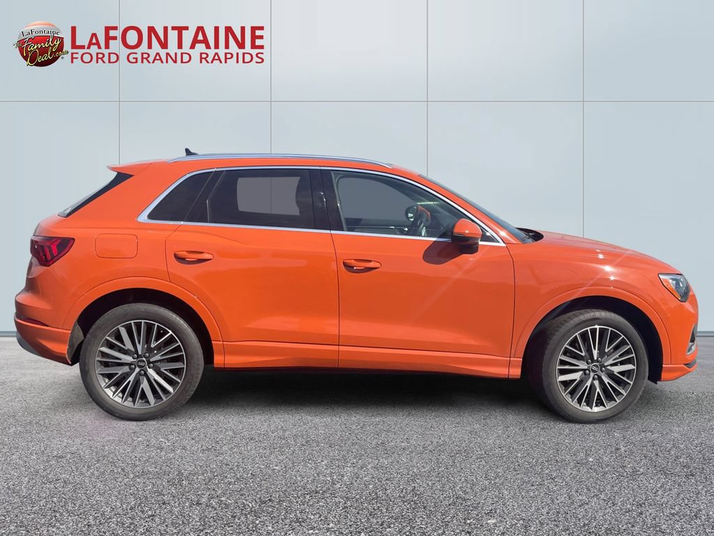Used 2021 Audi Q3 2.0T Premium w/ Convenience Package AWD/4WD image 8