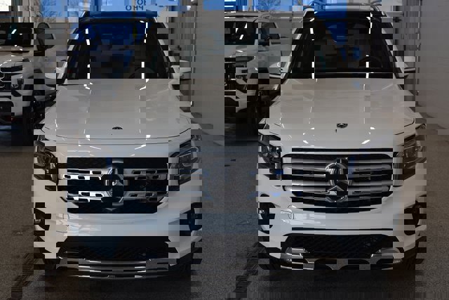 Used 2022 Mercedes-Benz GLB 250 GLB 250 4maticﾮ image 3