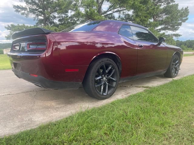Used 2022 Dodge Challenger SXT w/ Blacktop Package RWD image 9