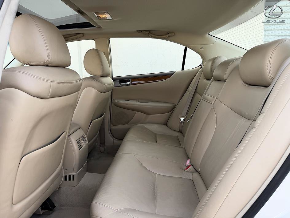 Used 2005 Lexus ES 330 FWD image 15