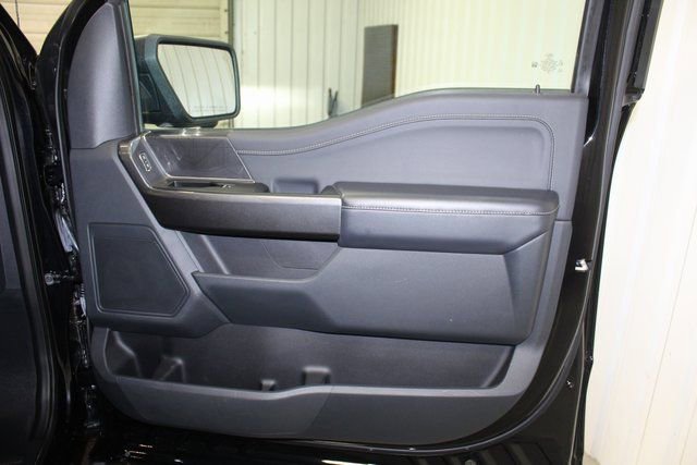 Used 2021 Ford F150 XLT w/ Equipment Group 302A High image 11