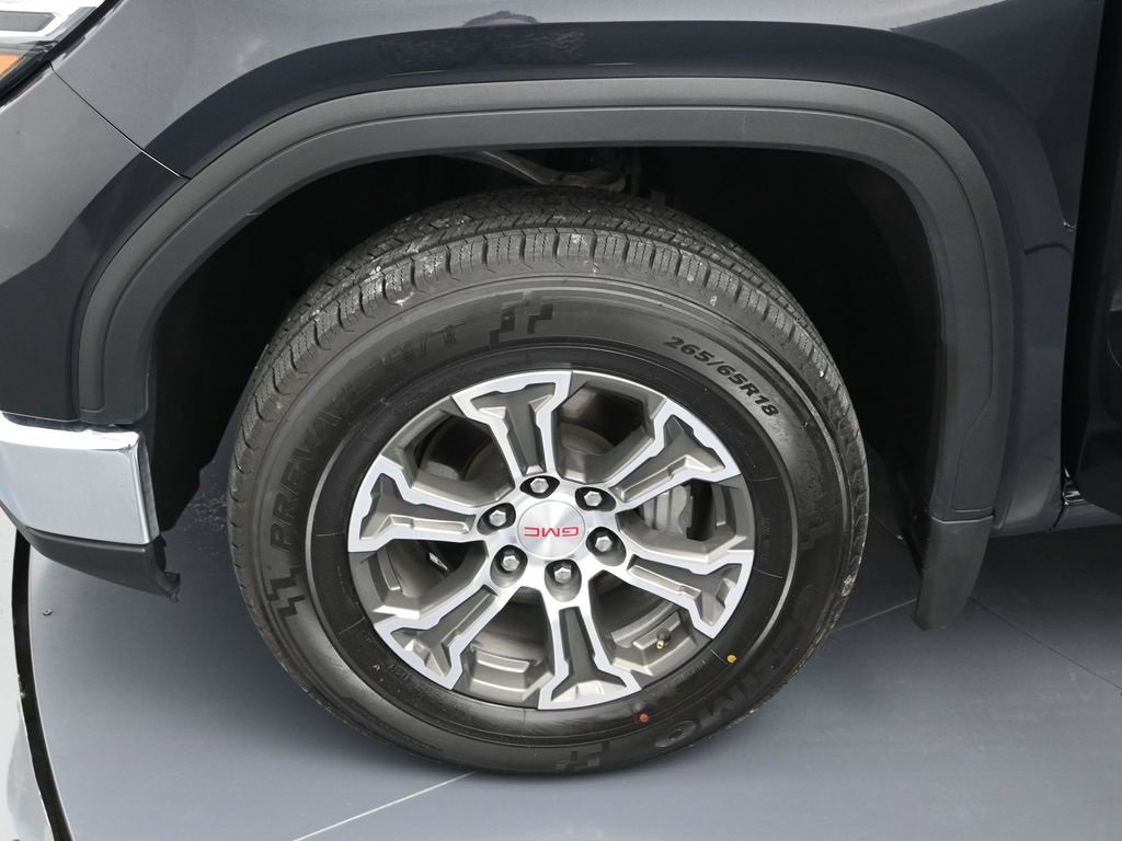 Certified 2025 GMC Sierra 1500 SLT image 9