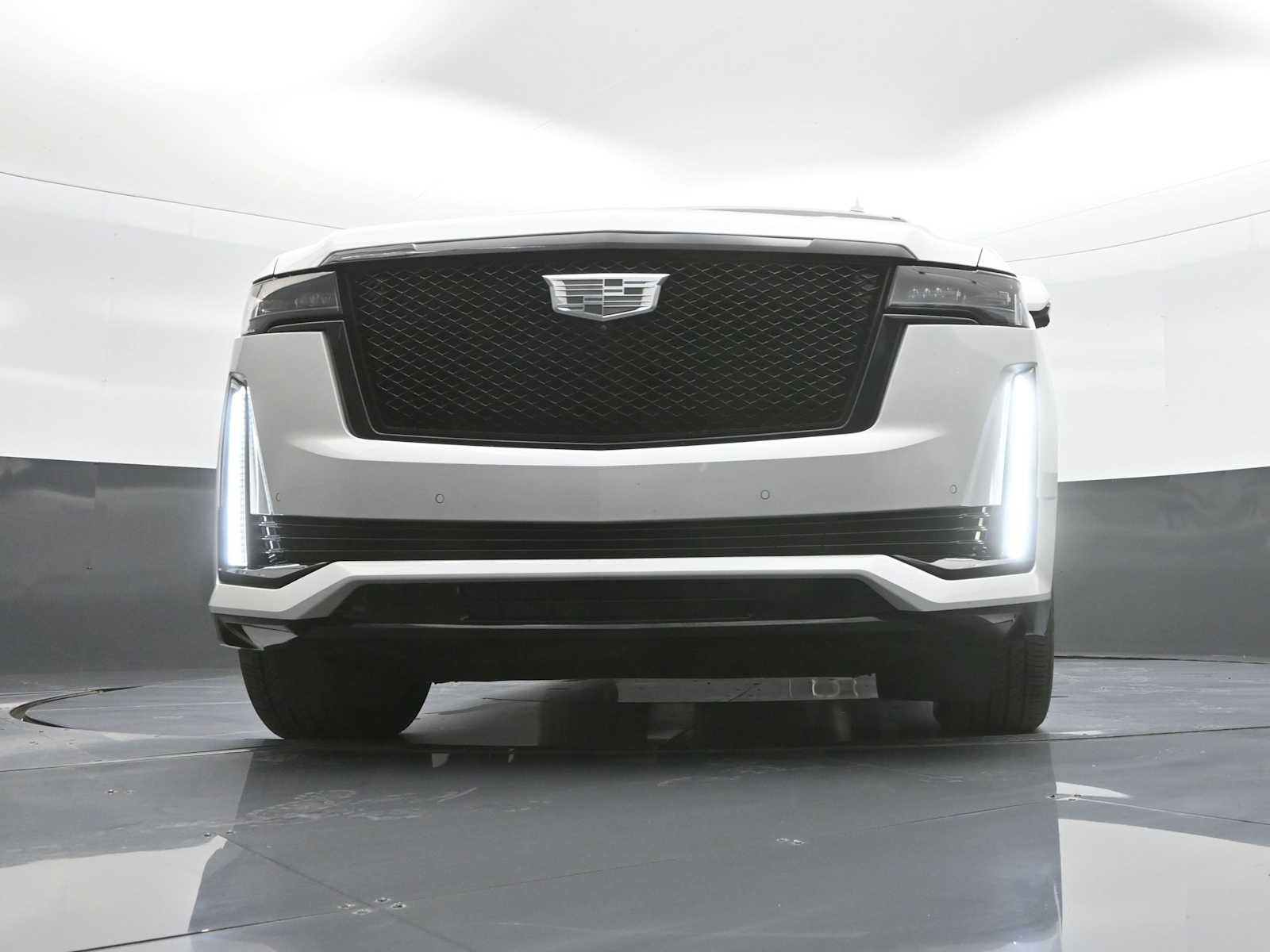Used 2024 Cadillac Escalade Sport Platinum w/ LPO, ONYX Package AWD/4WD image 54