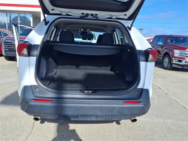 Used 2024 Toyota RAV4 LE image 16