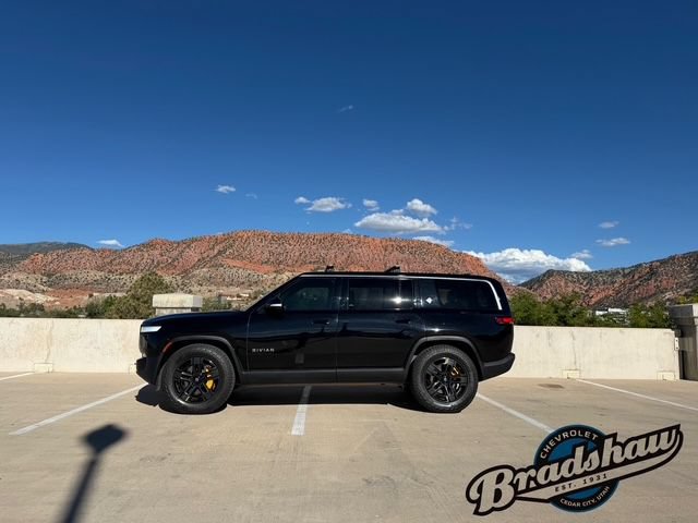 Used 2023 Rivian R1S Adventure Quad AWD/4WD image 4
