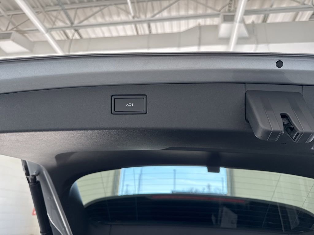 New 2026 Volkswagen Tiguan SE AWD/4WD image 20