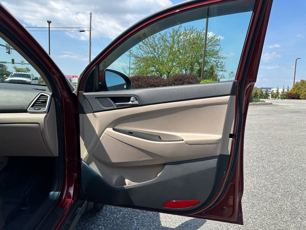 Used 2018 Hyundai Tucson SE AWD/4WD image 24