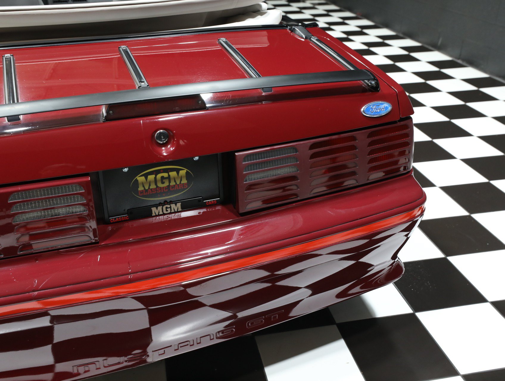 Used 1987 Ford Mustang GT RWD image 27