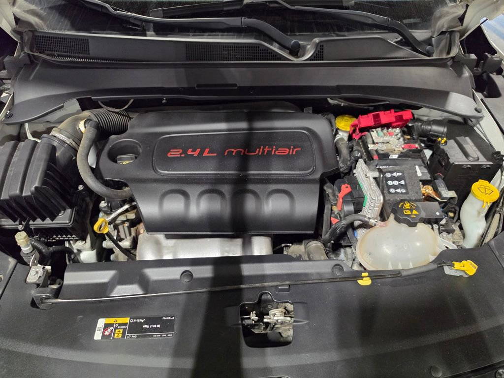 Used 2020 Jeep Compass Limited AWD/4WD image 9