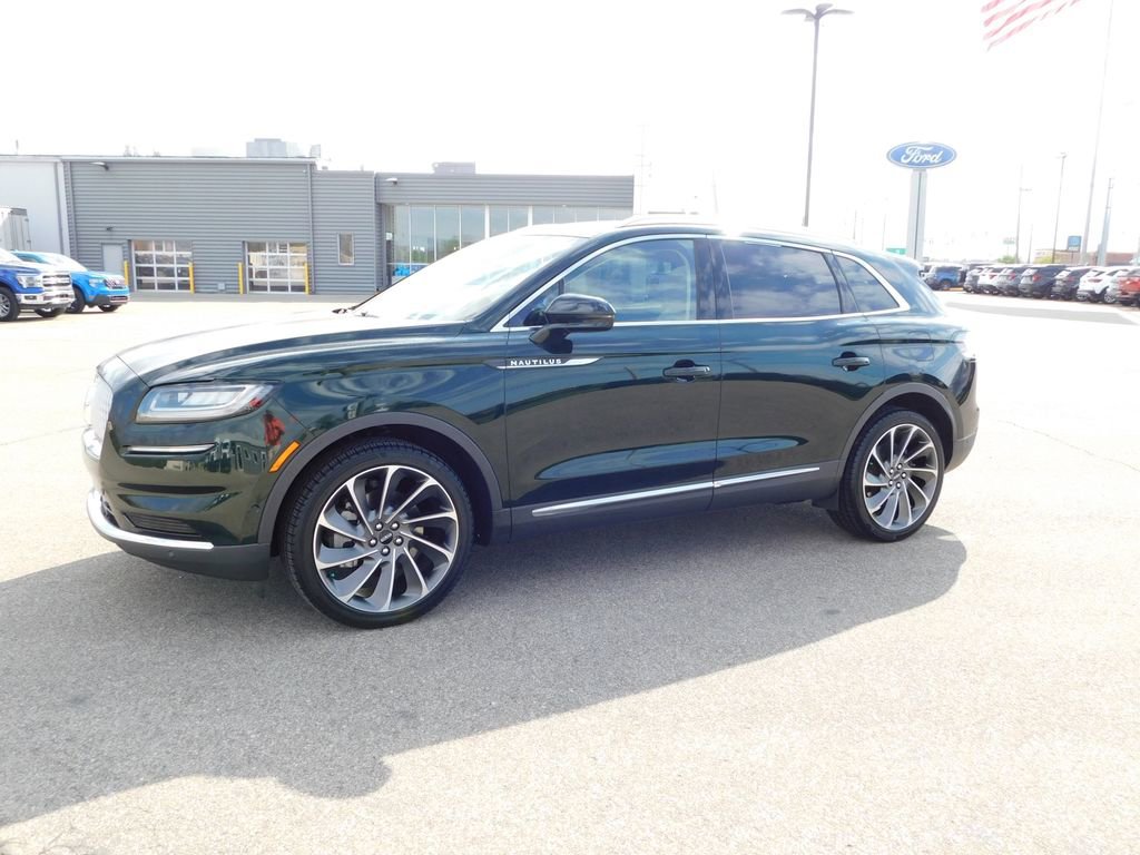 Used 2021 Lincoln Nautilus Reserve w/ Equipment Group 201A image 7