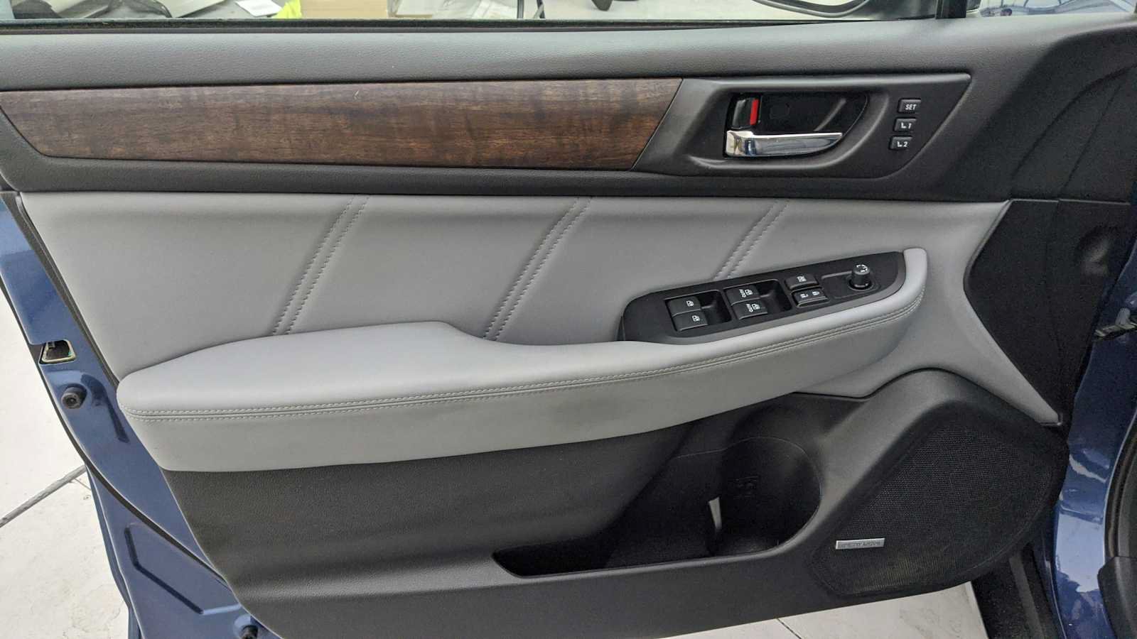 Used 2019 Subaru Outback 2.5i Limited AWD/4WD image 14