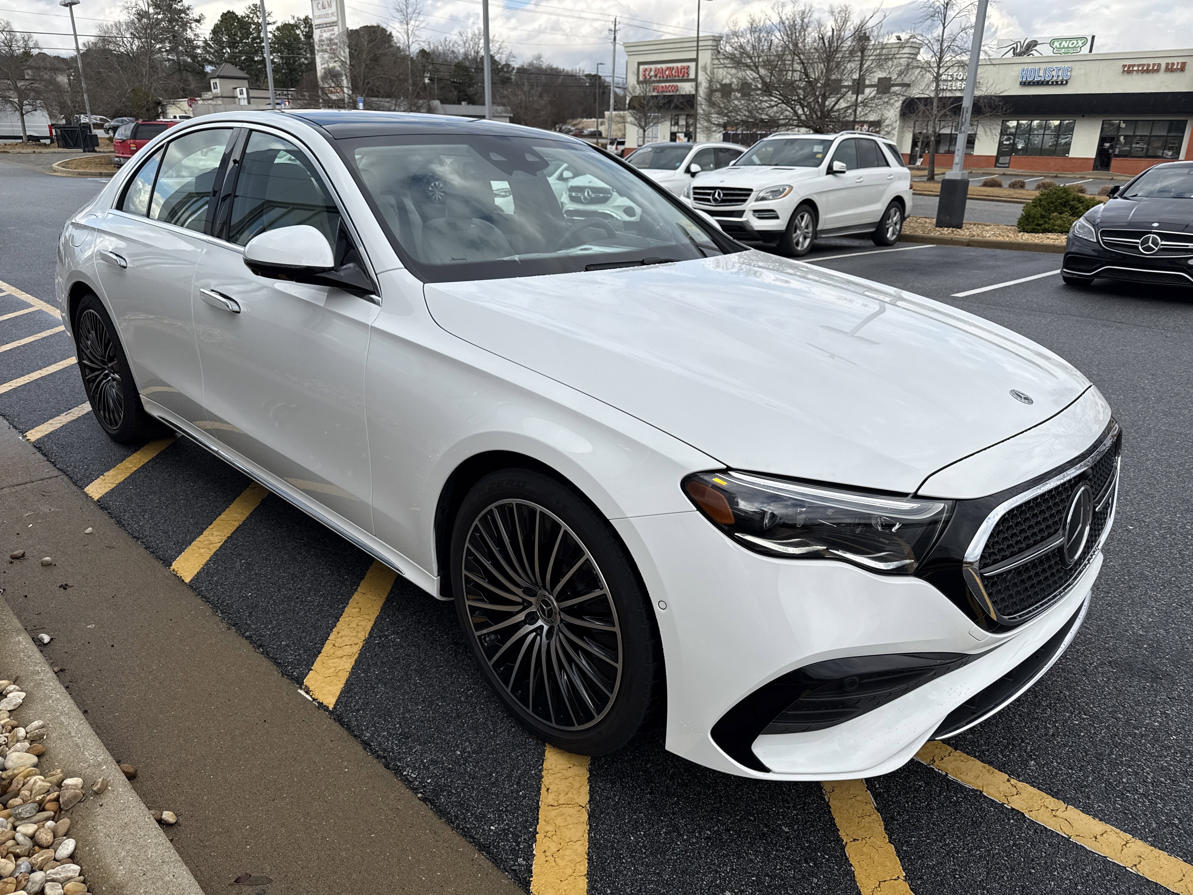 Certified 2024 Mercedes-Benz E 350 4MATIC Sedan image 8