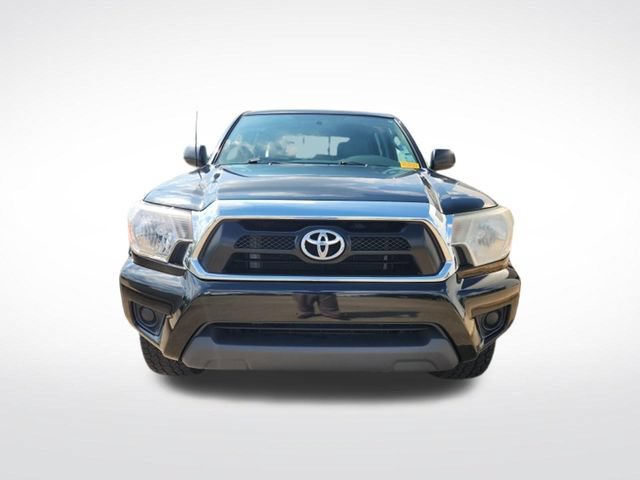 Used 2015 Toyota Tacoma PreRunner w/ SR5 Package RWD image 2