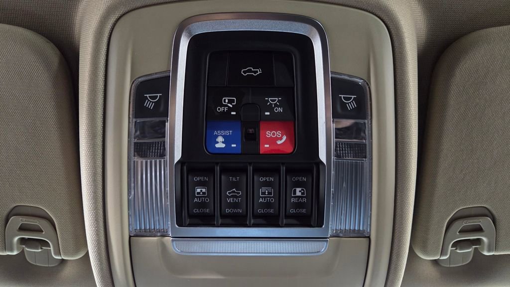 Used 2019 RAM 1500 Laramie image 26
