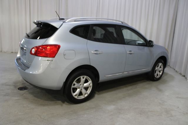 Used 2011 Nissan Rogue SV w/ Premium Pkg AWD/4WD image 29