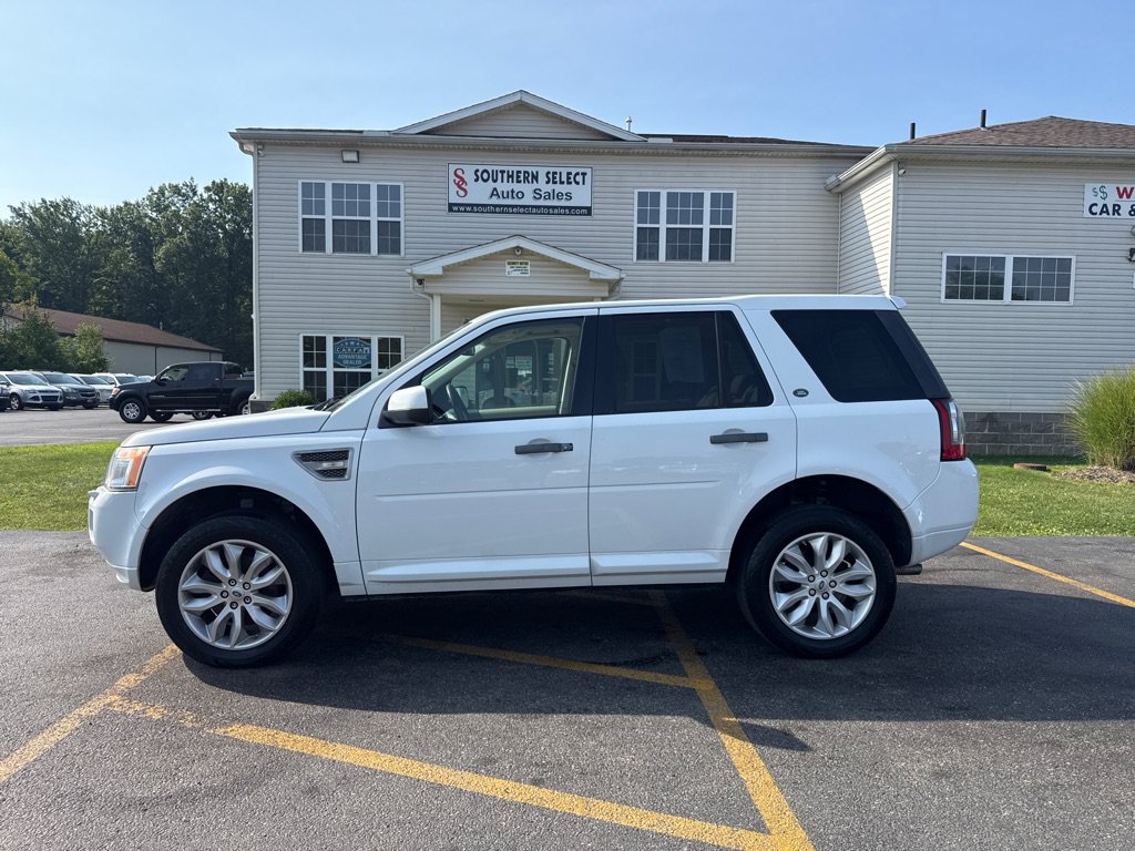 Used 2011 Land Rover LR2 HSE AWD/4WD image 1