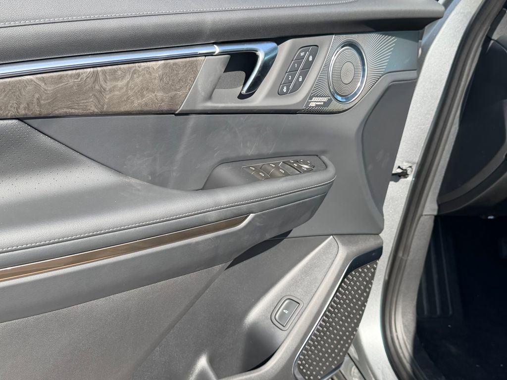 New 2026 Buick Enclave Avenir AWD/4WD image 26