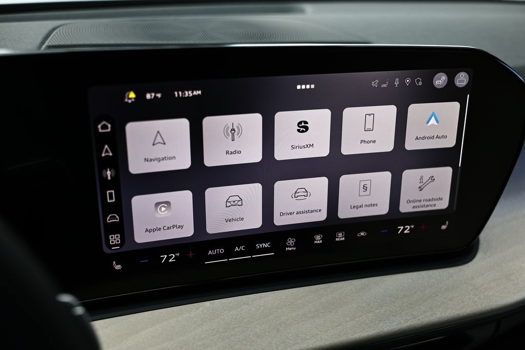 New 2026 Audi Q3 quattro 2.0T AWD/4WD image 38