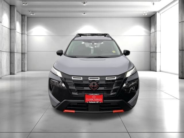 Used 2026 Nissan Rogue SV AWD/4WD image 3