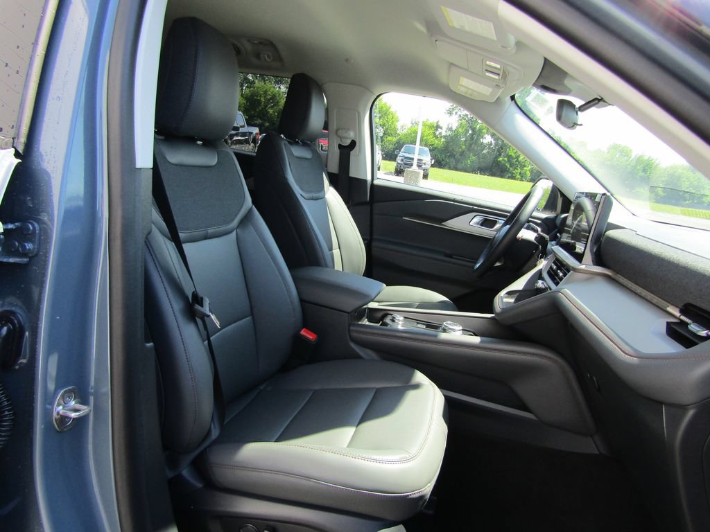 New 2026 Ford Explorer Active w/ Active Comfort Package AWD/4WD image 20