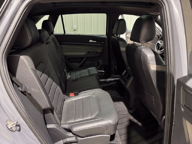 Used 2021 Volkswagen Atlas Cross Sport SEL Premium w/ Cross Sport MDO Package AWD/4WD image 22